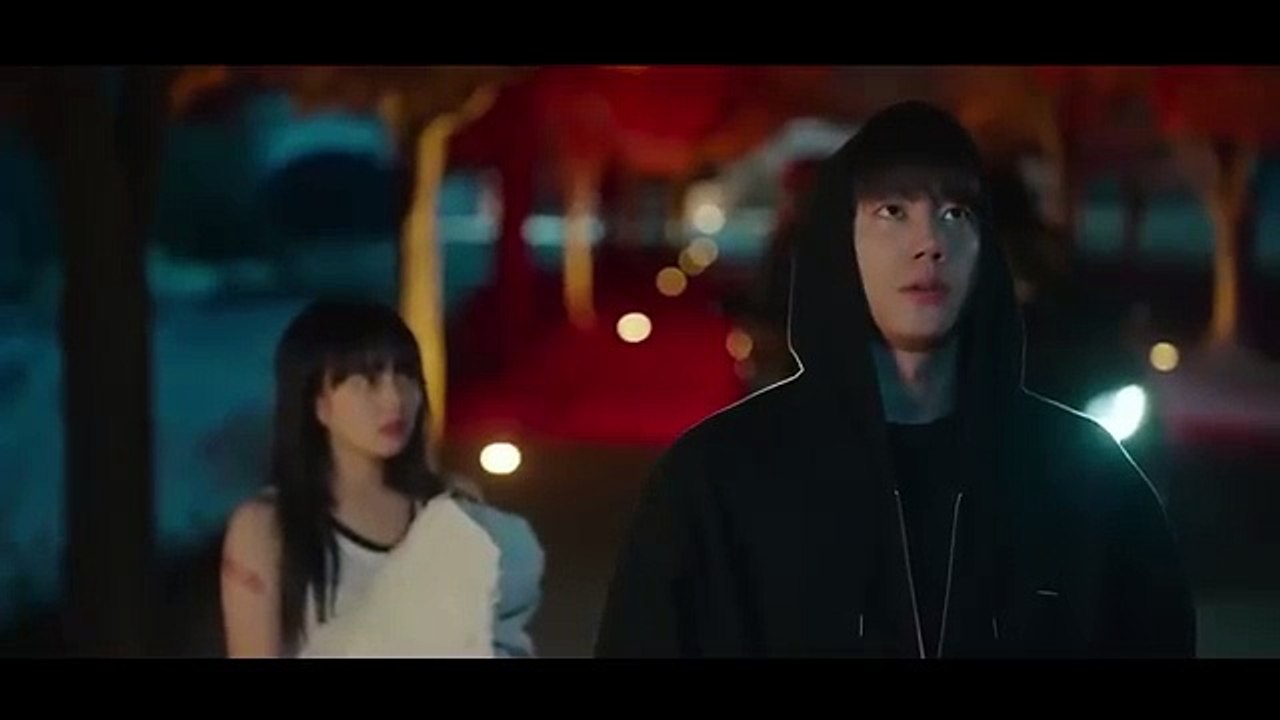 Review Phim Imitation - Bông Dưng Nổi Tiếng Nhờ Vai Quần Chúng