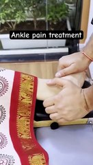 Doctor Kease illaj kr rha hi