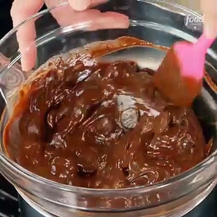 These decadent truffles are the perfect mix of rich chocolate and fruity goodness!