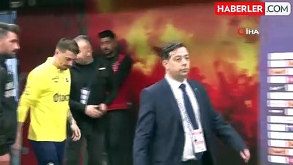 Mert Hakan Yandaş'ın kaderi, Mourinho'nun ağzından çıkacak 2 kelimeye bağlı
