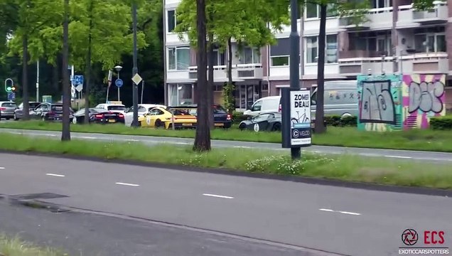 Lamborghini Aventador with Decat Akrapovic Exhaust - LOUD Revs _ Accelerations!