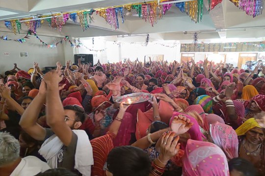 श्रीकृष्ण-रुकमणी विवाह में झूमकर नाचे श्रद्धालु