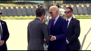D-day, il presidente Usa Biden arrivato in Francia per le commemorazioni