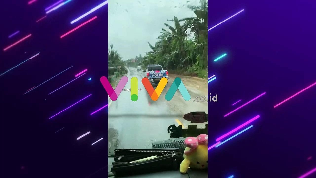 Mobil Patwal Polisi Ugal-ugalan, Halangi Pengemudi Lain