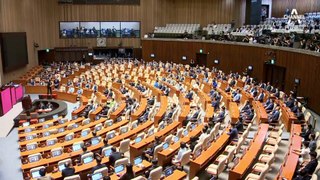 사상 첫 야당 단독 개원…국회의장에 우원식 선출