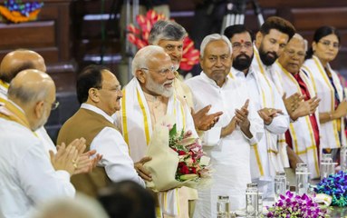 সরকার চালানোর জন্য সংখ্যাগরিষ্ঠতা আবশ্যক হলেও দেশ চালাতে সর্বমত জরুরি: Modi