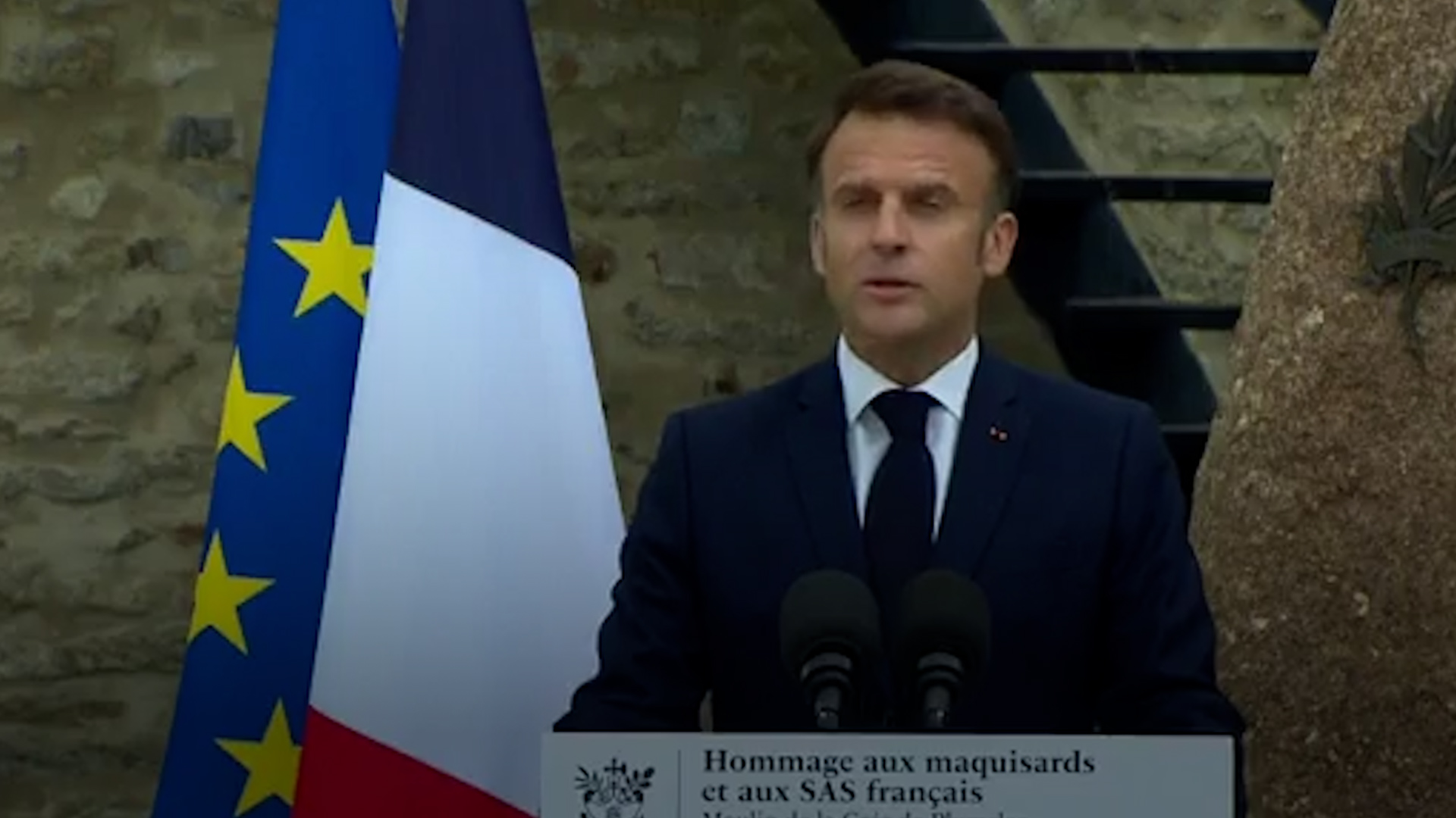 Macron vante "l'esprit de sacrifice' au début des commémorations du D-Day