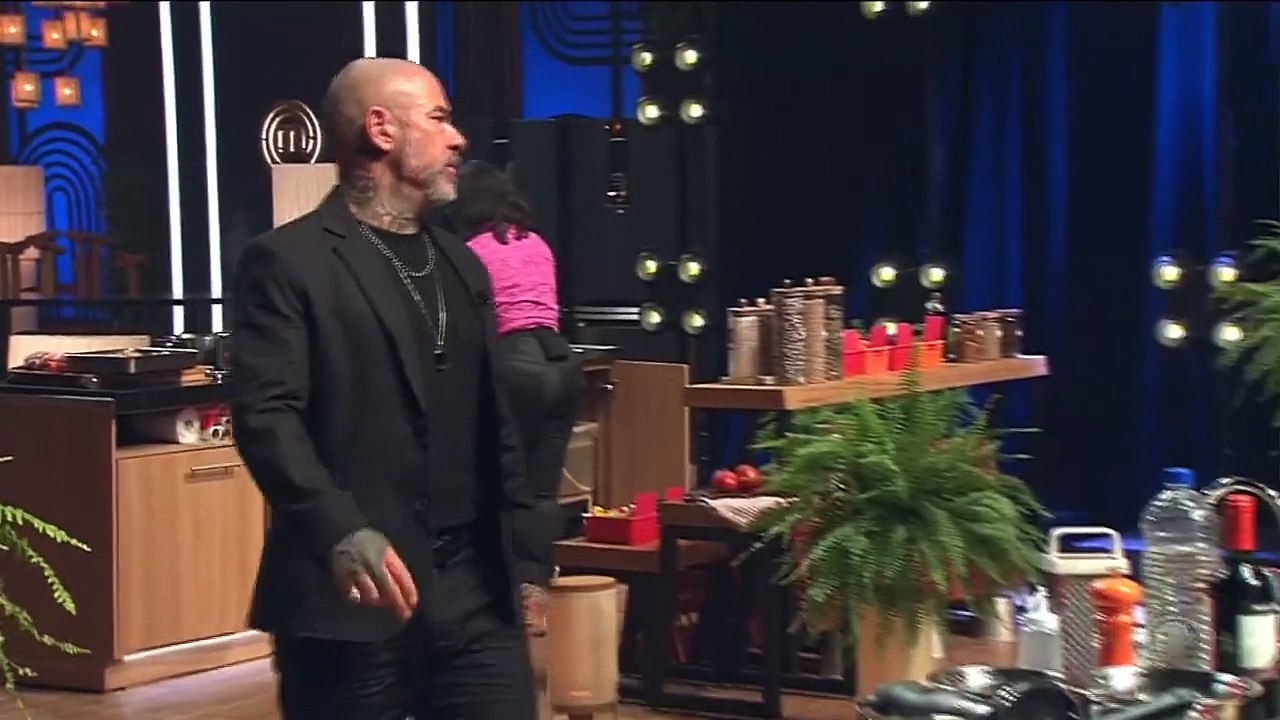 Fogaça ameaça participante do MasterChef: "Você vai voltar para casa"