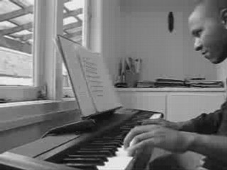 Everything happen to me - Jazz Piano + vocal