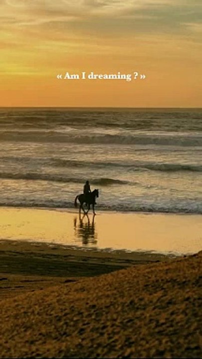 Am I dreaming or are we really galloping along the stunning shores of Essaouira?  Join us on this magical ride and let's make memories that feel like dreams come true ✨ #visitmorocco #morocco #travel #viral