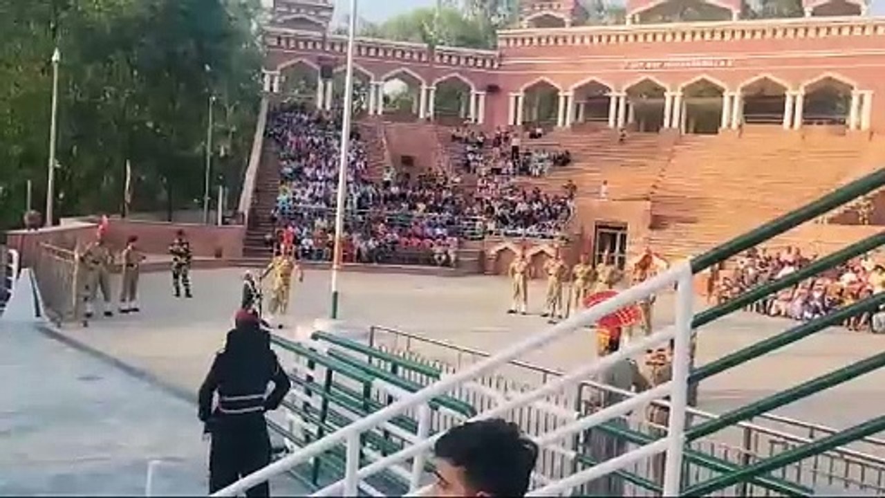 India Pakistan Ganda singh border crossing kasur