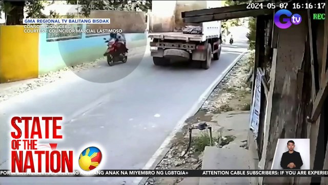 Motorsiklo, bumangga sa pader matapos umiwas sa tailgate ng dump truck | SONA