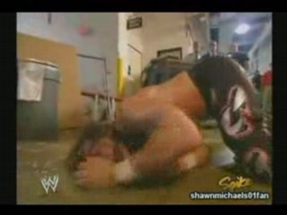 Edge attack Shawn Michaels