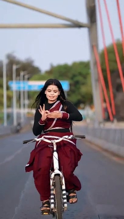 Dance video, entertainment