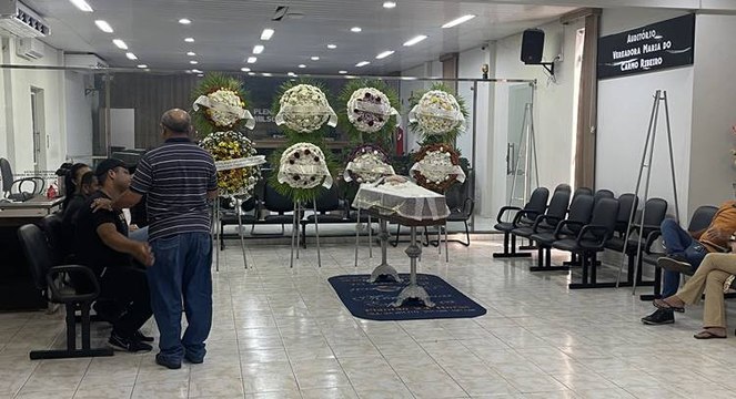Velório do ex-vereador Lopão é marcado por homenagens e muita emoção na Câmara Municipal de Cajazeiras