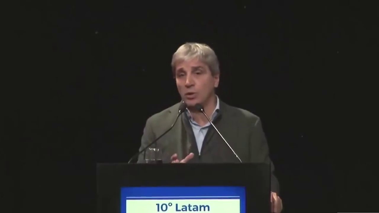 Luis Caputo: "Nosotros no los vamos a desilusionar. Y si el país empieza a crecer vamos a bajar impuestos."