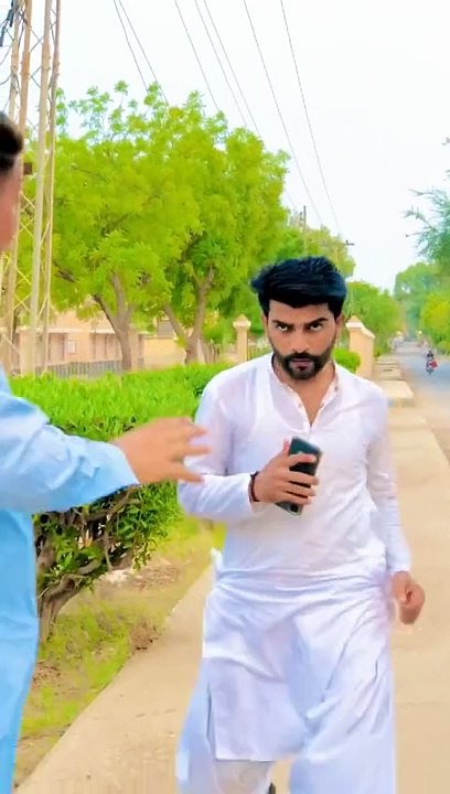 end_miss_mat_karna_#fyp_#foryou_#foryoupage_#sindhifunnyvideo_#sindhifunny_#tiktok_#viralvideo_@ahmed_maseed_#lalabhai110_