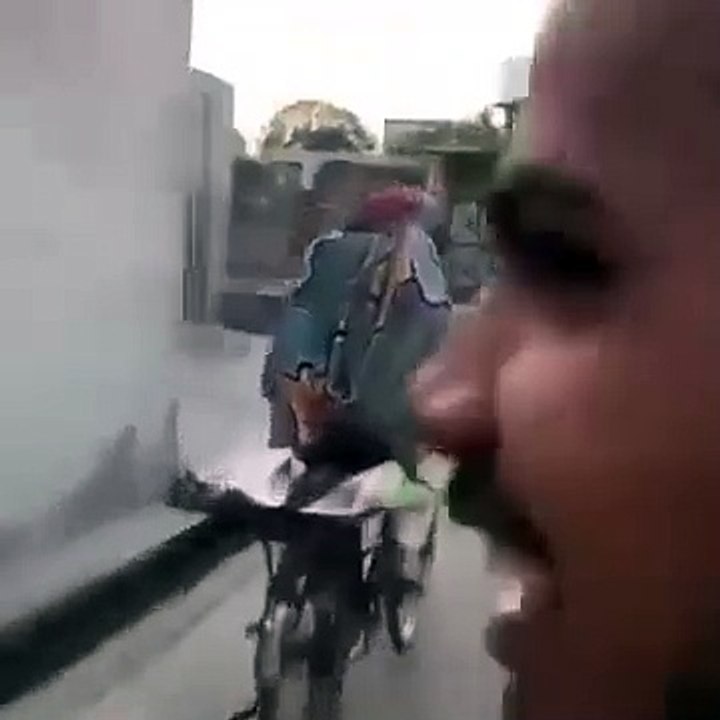 1000058392
