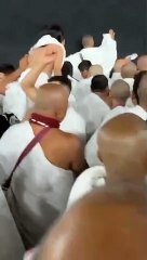 Kabe ki ronaq kabe ka manzar