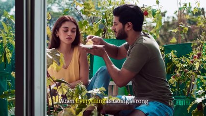 Romantic scene Jina Nahi Bin Tere