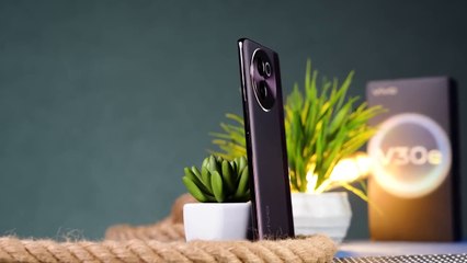 Best smartphone under 80k | vivo v30e vs oppo Reno 11f