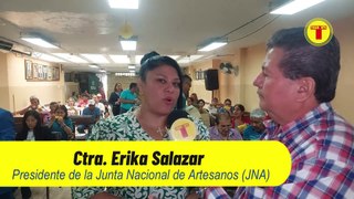 PRESIDENTA DE LA JUNTA NACIONAL DE DEFENSA DE LOS ARTESANOS CAPACITÓ A SUS COMPAÑEROS