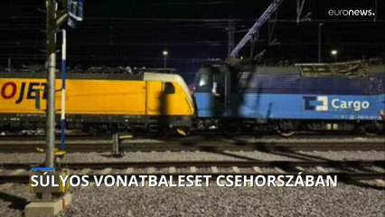 Tragikus Vonatbaleset Pardubice-ban: 300 Utas Szembesült Veszéllyel 🚆
