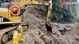 下雨讓中橫便道修了又斷 若雨停預計下午4點半恢復通車（谷關工務段提供）