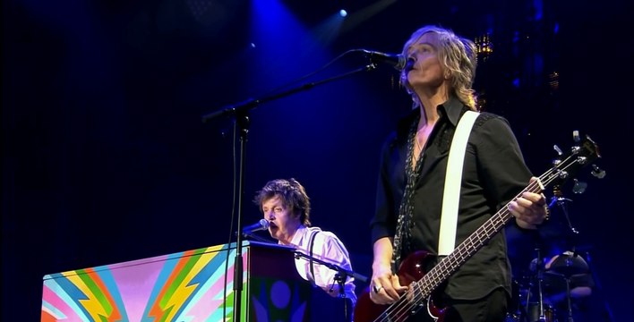 Paul McCartney chante Hey Jude en live