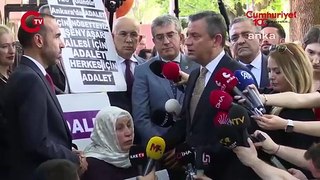 Özgür Özel'den Emine Şenyaşar'a ziyaret: Cumhurbaşkanı'na ileteceğim...