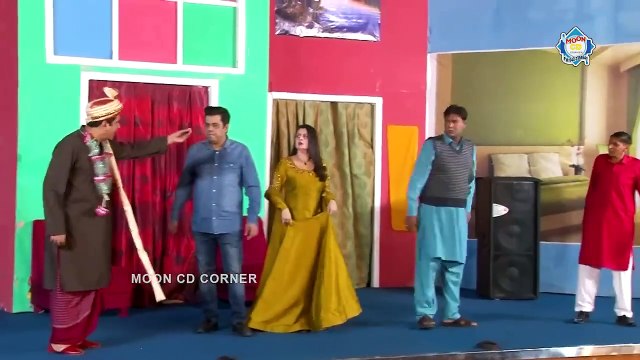 Zafri Khan with Naina Khan _ Naseem Vicky _ Comedy Clip _ Stage Drama 2022 _ Pun
