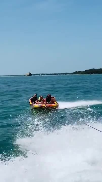 Man Gets Run Over by People on Another Tube While Tubing