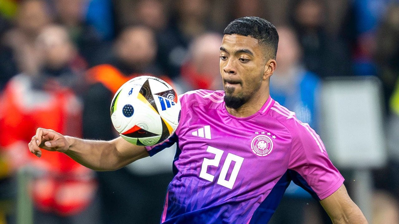 "Auf einmal waren nur Weltmeister um mich herum": Henrichs heiß auf Heim-EM