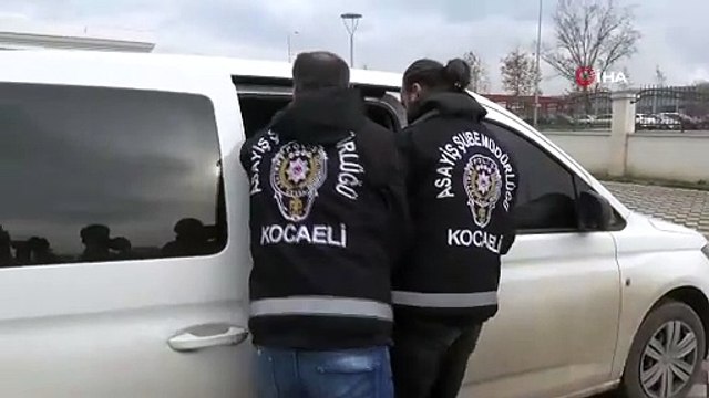 Kan donduran cinayetin sanığı hakim karşısında: 'Bıçak kendisine saplanmış olabilir'