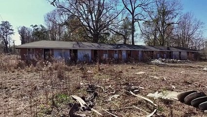 Murder at the Motel S01E04 Murder in the Parish