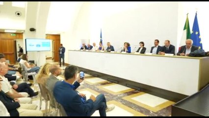 Mare, riparte la campagna Mediterraneo da remare