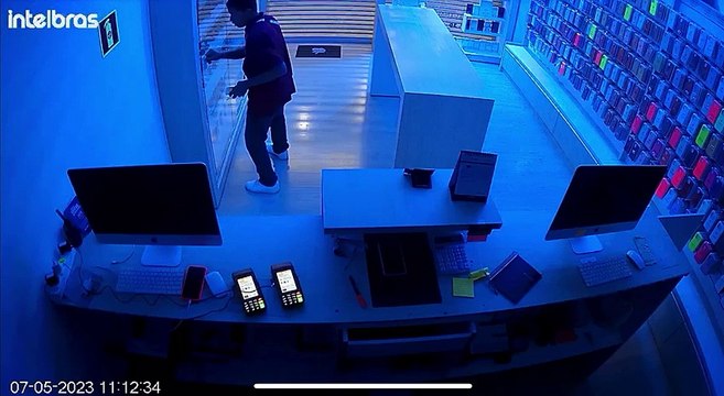 Veja imagens de crime que deixou prejuízo de R$ 800 mil no Shopping JL