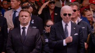 Biden se emociona durante el homenaje por el Desembarco de Normandía