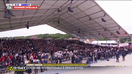 Скачать видео: 80 ans du Débarquement: les vétérans arrivent à la cérémonie internationale à Omaha Beach