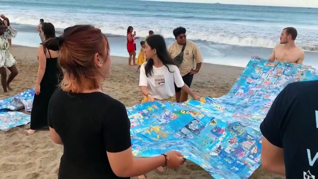 Campaña juvenil en Bali antes del X Foro Mundial del Agua
