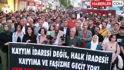 Hakkari Belediye Başkanı Tutuklandı, Protesto Edildi