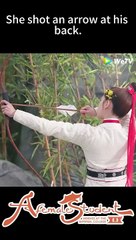 Her expression after the successful sneak attack is too cute.#zhaolusi