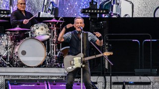 Bruce Springsteen paid tribute to fans who partied without him on the days of his cancelled shows