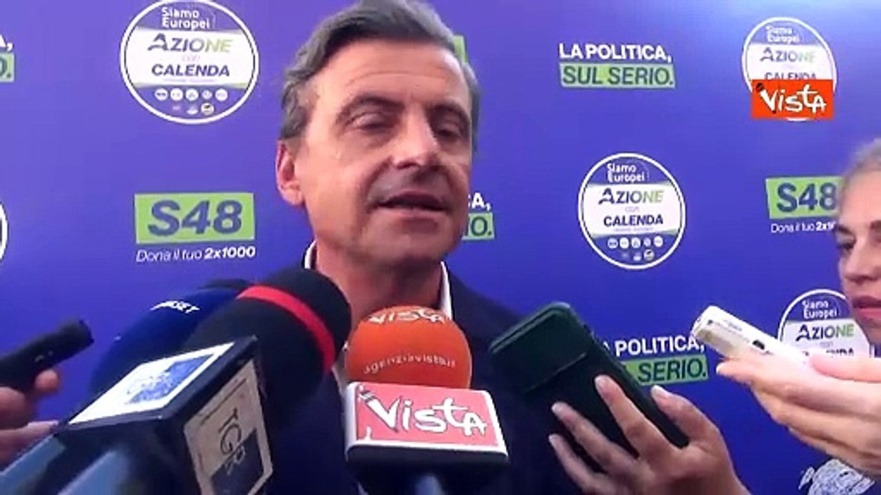 Calenda chiude campagna per Europee a Napoli: "Per noi conta solo qualit? dei candidati"