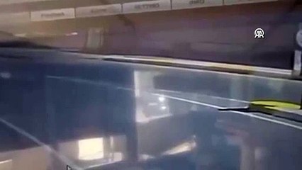 Yolda yürüyen kadına iğrenç taciz kamerada