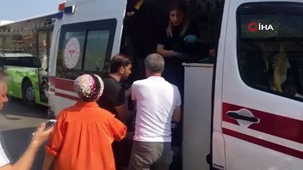 Ani fren yapan otobüsteki 2 yolcu, cama çarparak yaralandı