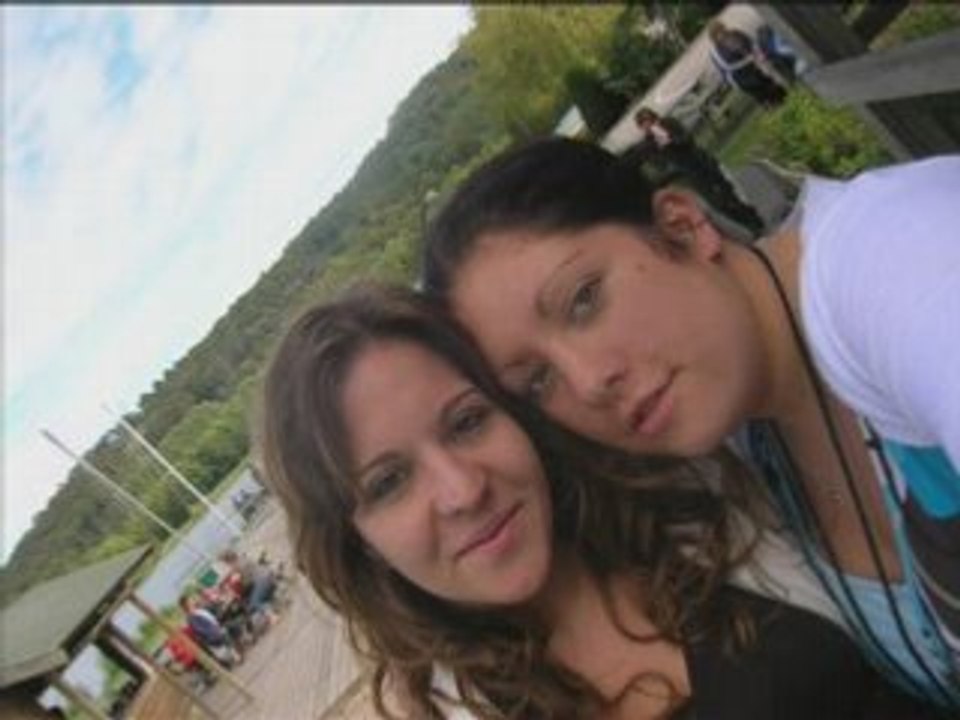 Les jumelles