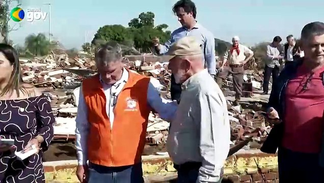 Lula visita Rio Grande do Sul e assina MPs