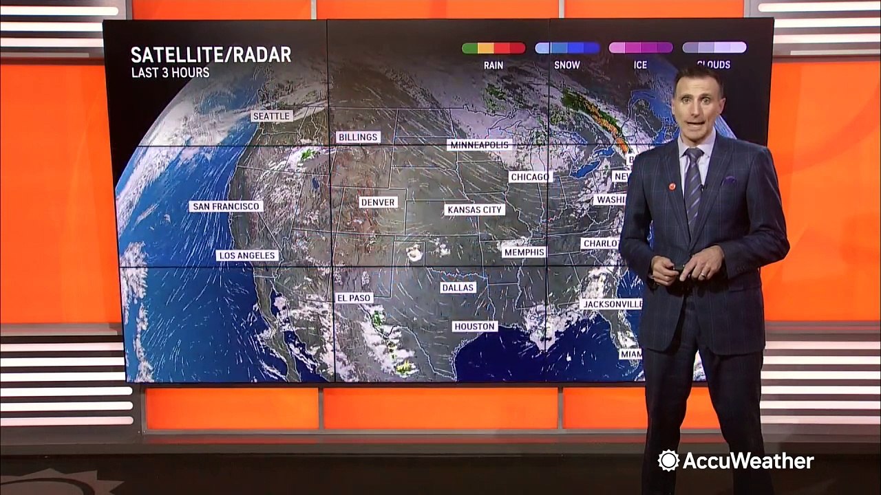 Thunderstorms roar through the mid-Atlantic