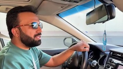 Oontni Ka Taza Dhudh [Milk] Peenay Ka Challenge   Aur Phir Desi Nashta- zubair riaz